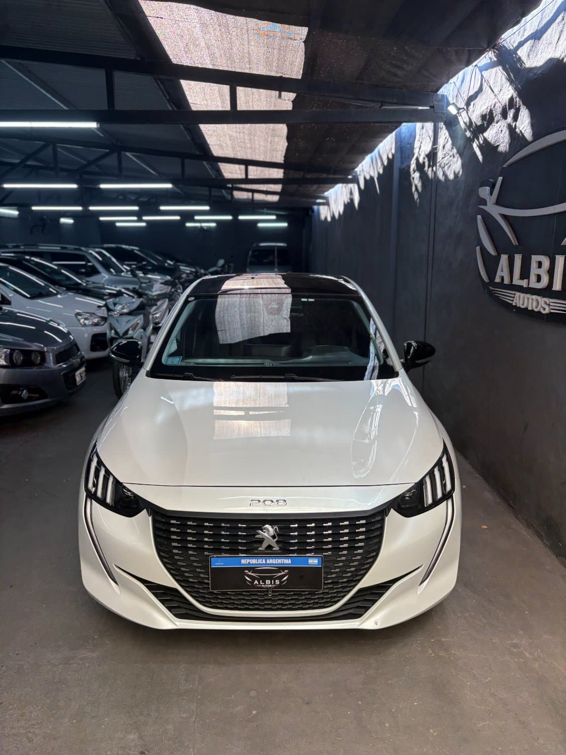 Peugeot 208 Allure PACK MT