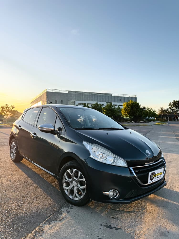 Peugeot 208 Allure 1.6 16v VTi