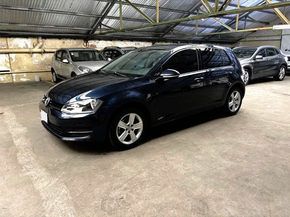 Volkswagen Golf 1.6 MT