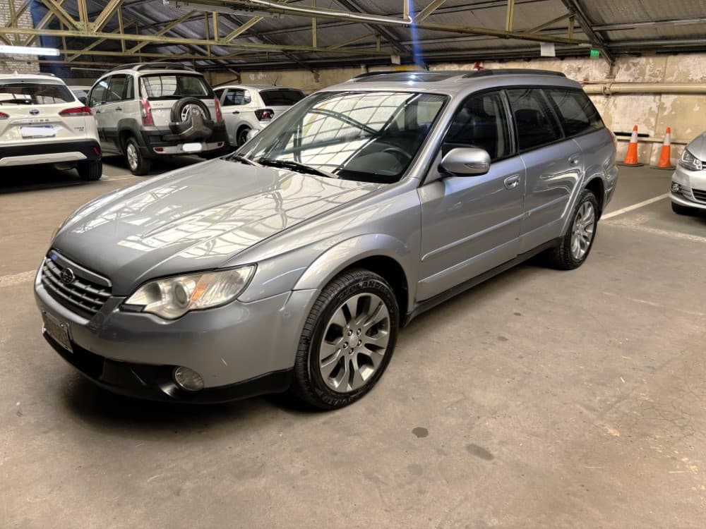 Subaru Outback 3.0 R
