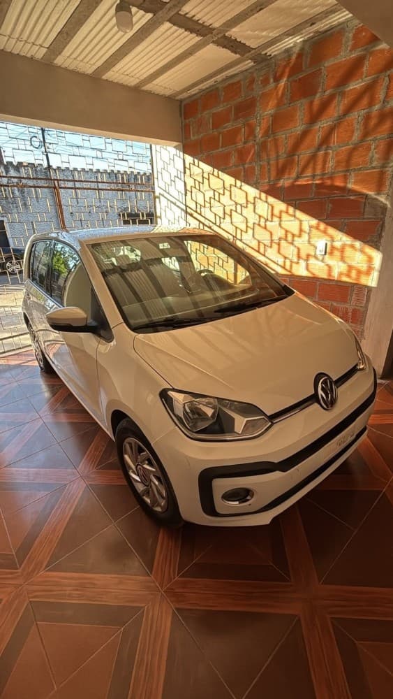 Volkswagen UP HIGH 1.0 5 PTAS