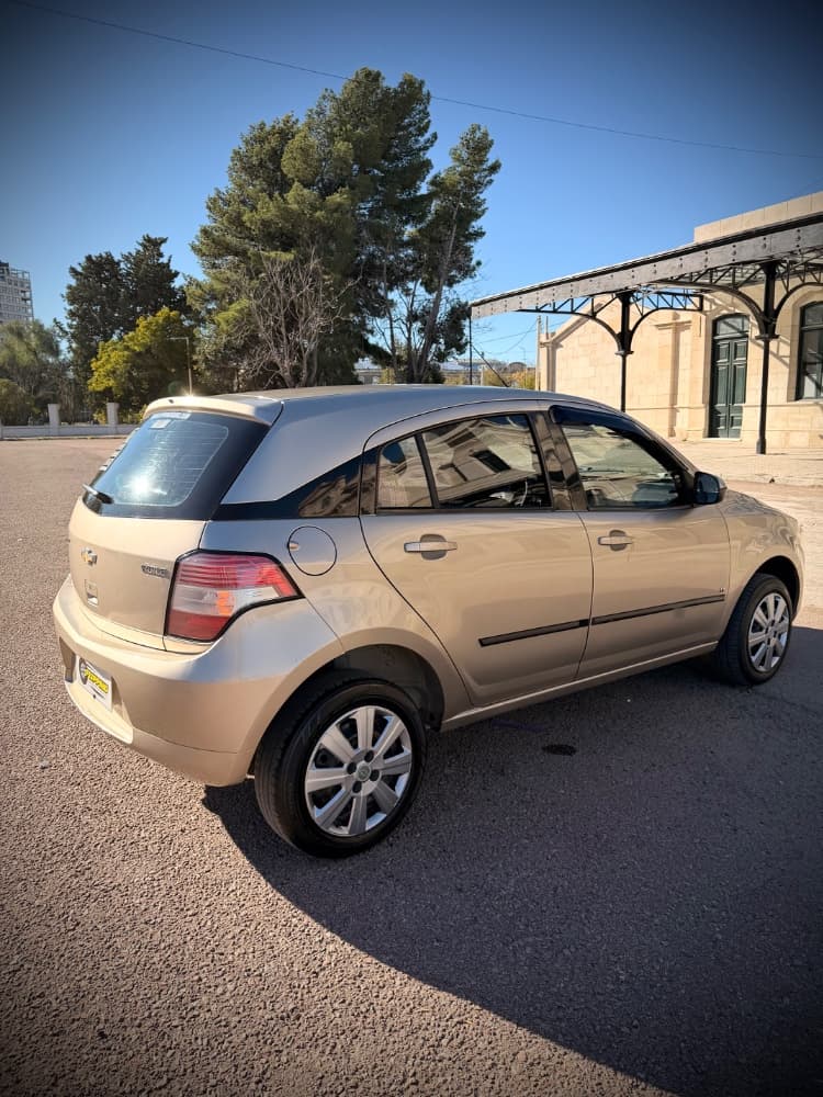 Chevrolet Agile LT